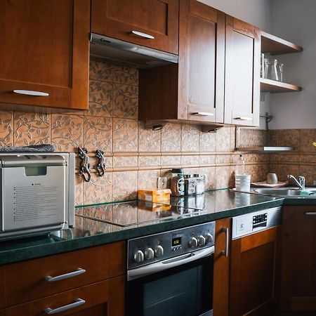 Rainbow Z Prywatnym Parkingiem Apartamento Bielsko-Biala Exterior foto