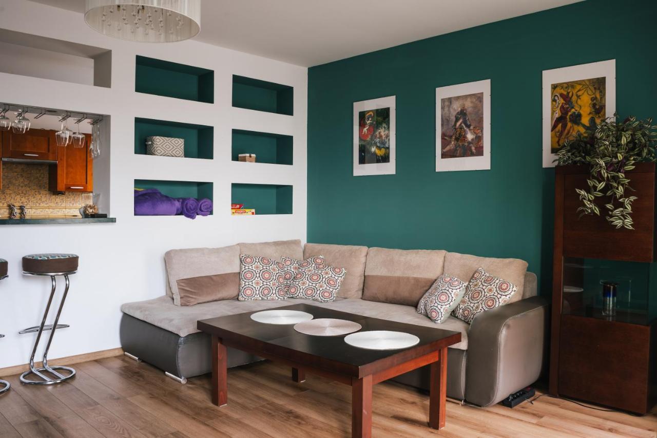 Rainbow Z Prywatnym Parkingiem Apartamento Bielsko-Biala Exterior foto